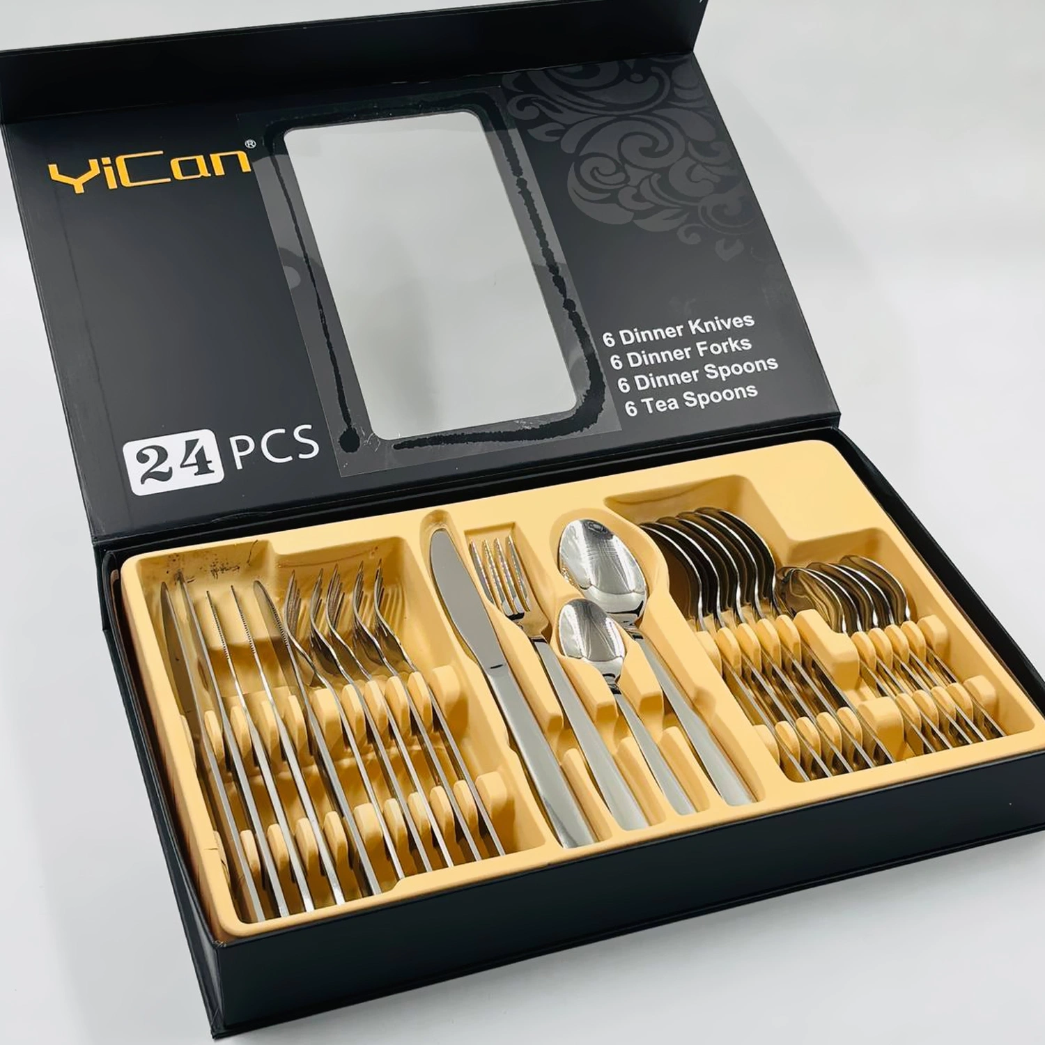 Set kuzhine me 24 copë takëme dhe mbajtëse plastike 38 x 24 cm